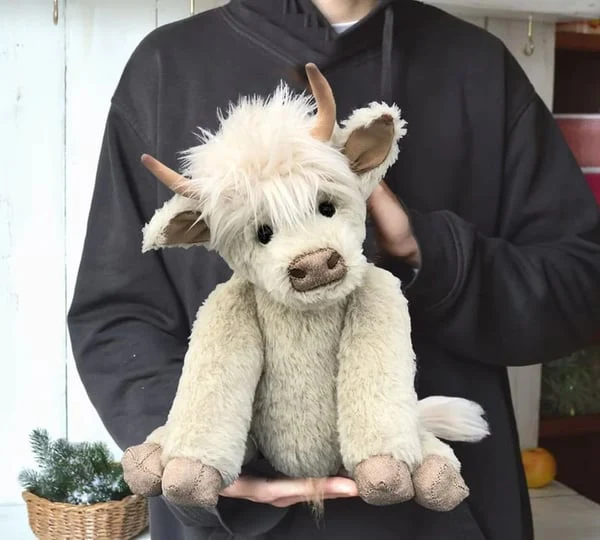 Fanyil™ Highland Cow Plush Toy - Image 3