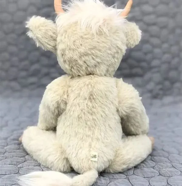 Fanyil™ Highland Cow Plush Toy - Image 7